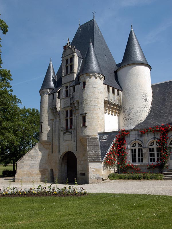 chateau_de_javarza_chef_boutonne