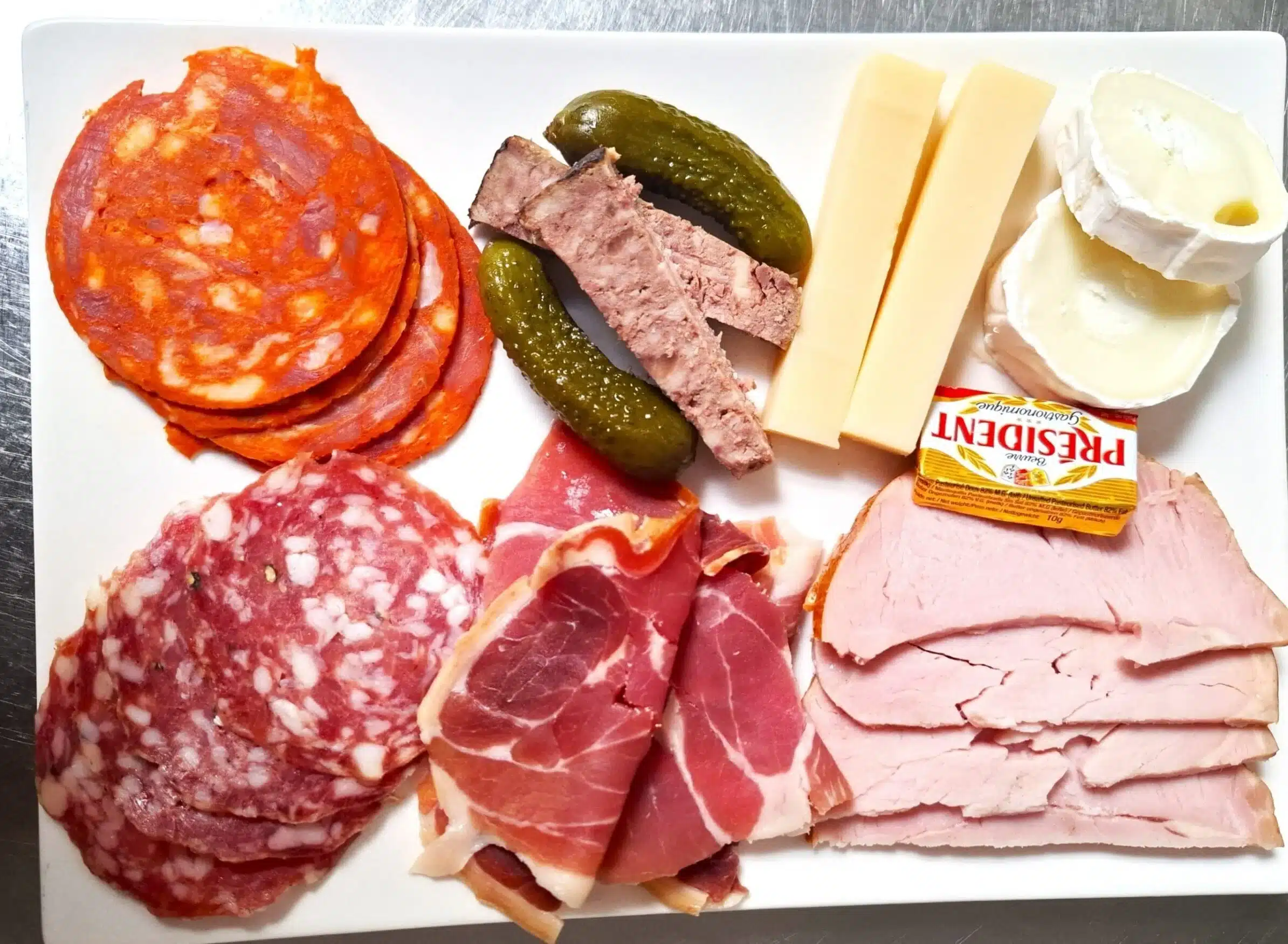 planche-mixte-apero-scaled-e1776784739542